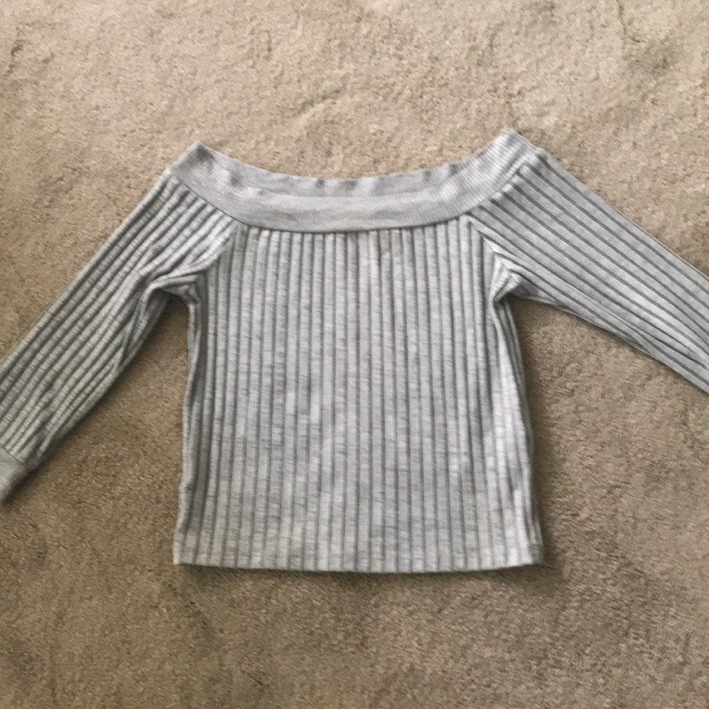 Off the shoulder rubbed T-shirt